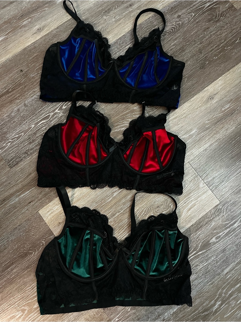 3PC Plus Size 4X Velvet Lace Bralette Set